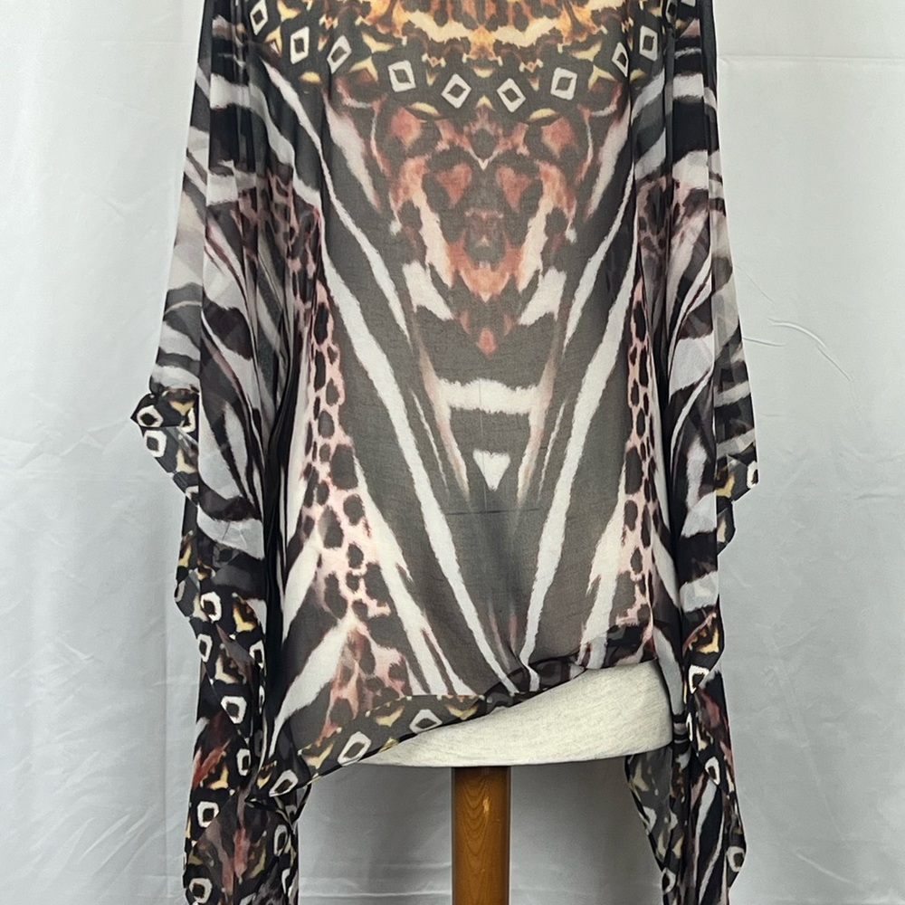 Ranee’s Multicolor Top size L $69